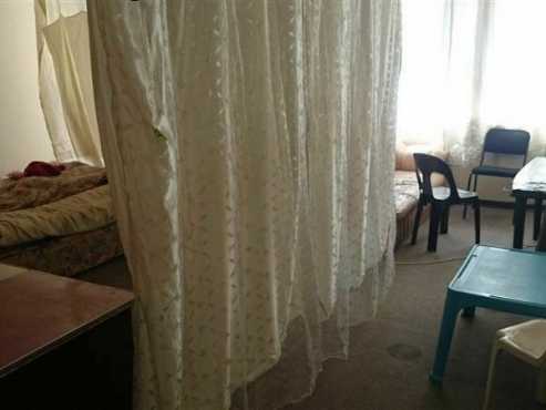 Germiston Open plan bachelor flat to let for R1900 near the railway station