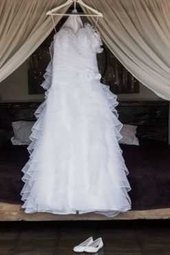 GF Bridal Couture Wedding Dress for sale - size 8