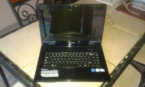 Gigabyte laptop. Windows 7 memory ram 2.00 GB. Dual-core cpu. WEB cam build in HD panel. HDD320 GB