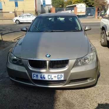 Give away 2008 BMW 320i Auto, low km for R 90000.00