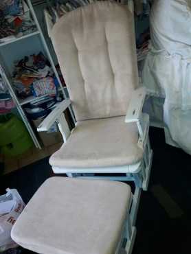 Glider rocking chair