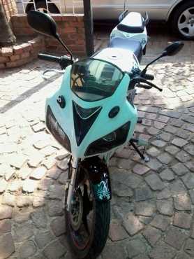 Go moto 200 zr