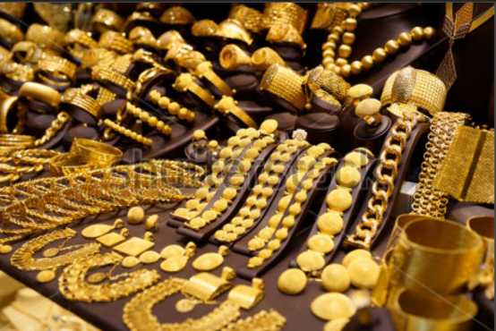 Gold jewellery