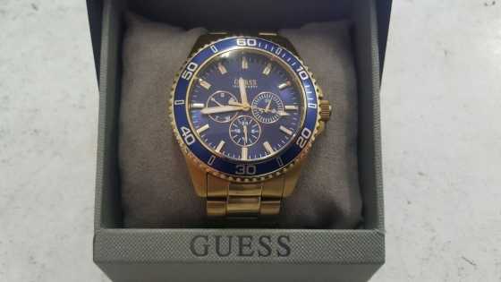 Gold watch Guess mens