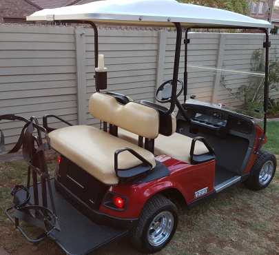 Golf Cart 4 seater in Immaculate Condition with 1 year warranty on batteries