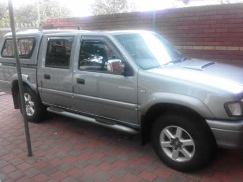 Good condition 2002 ISUZU KB 300 TDI Lx