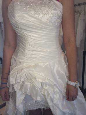 Gorgeous wedding dress for sale