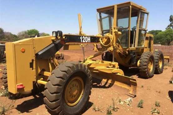 Graders Caterpillar 120H