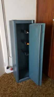 GunRifle Safe for sale