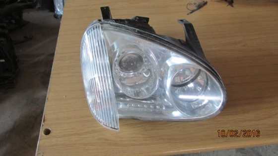 GWM Steed 3 right headlight