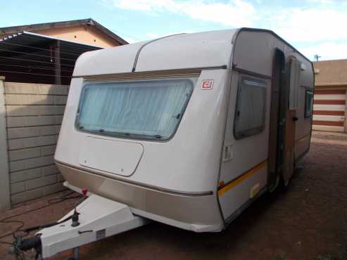 gypsey 4 with full teant and rally tent in excellent condition must be seen for R40000