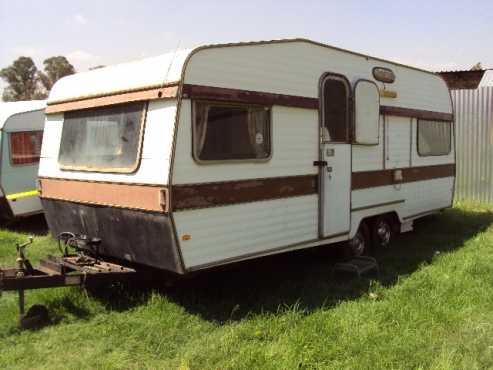 Gypsey 5 double axle,toilet cubicle and fridge,gas stove