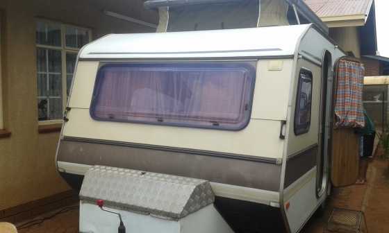 gypsey caravette 5 with full tent and big fridge and freezer