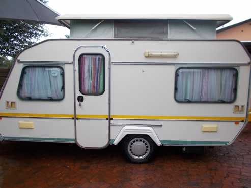 gypsey caravette 5 with full tent and big fridge and freezer