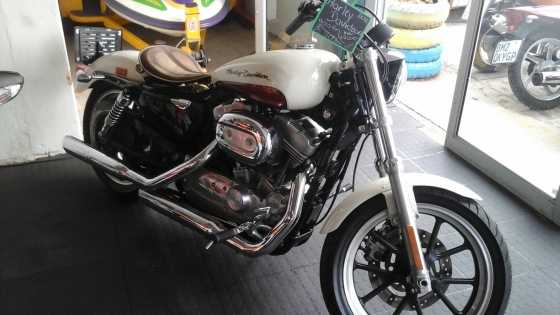 harley Davidson 883 2011