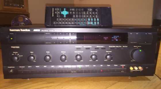 Harman Kardan AVR30 AMP