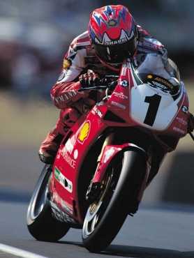 Helmet Shark Carl Fogarty