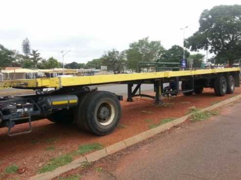 Henred 2 axle trailer