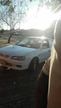 Hi good people am selling Nissan sentra 1.6i