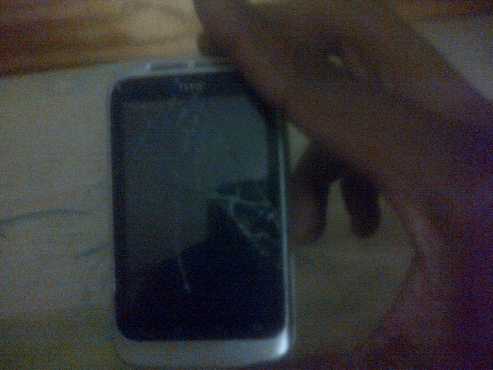 hi I have an HTC phone with a damaged screen