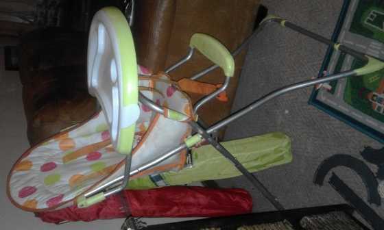 High feeding chair