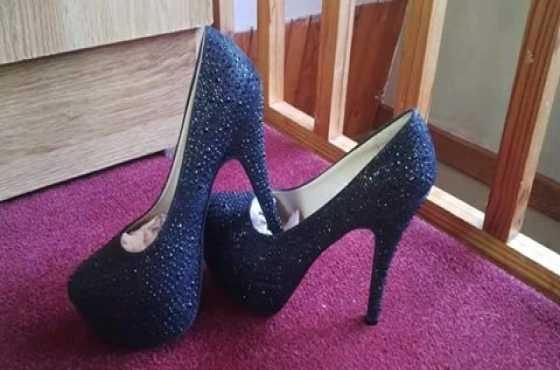 high heels nog splinter nuut te koop