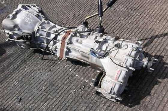 HILUX 4 X 4 GEARBOX (NEW TYPE)