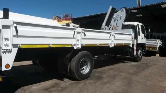 Hino 15-207 dropside with Pesci crane