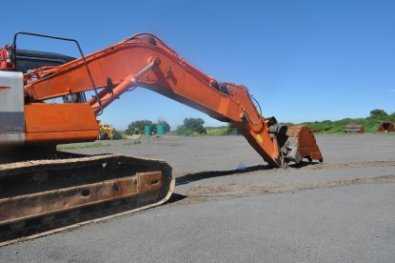 Hitachi Excavator - Used