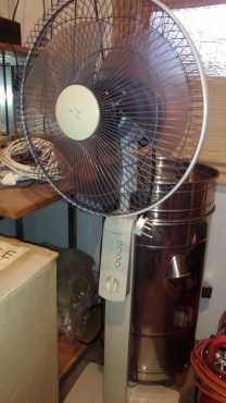 Hitachi floor fan