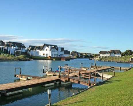 HOLIDAY ACCOMMODATION - ROYAL WHARF  -  St Francis Bay, Eatern Cape