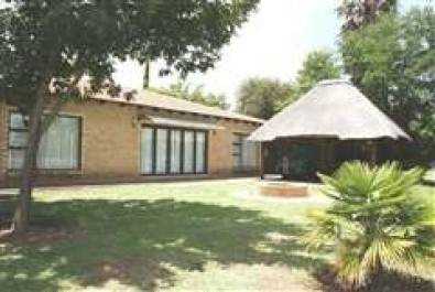 HOLIDAY HOME FOR SALE, PORT O039CALL, VAAL DAM