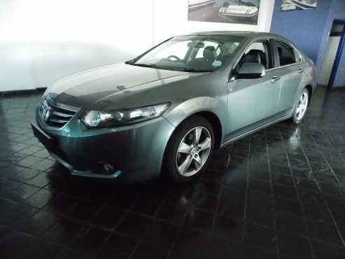 Honda Accord 2.0i Executive AT