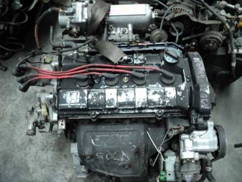 HONDA BALLADE 2.0 DOHC ENGINE