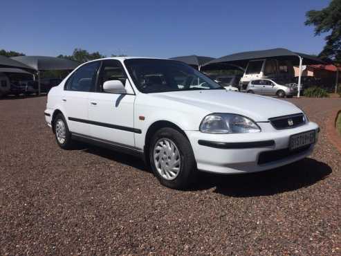 HONDA BALLADE - for sale 1998 model. Contact Tshego for more info on 0110537351