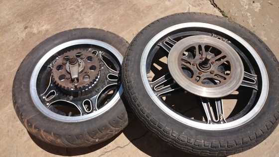 Honda CB750 Wheels