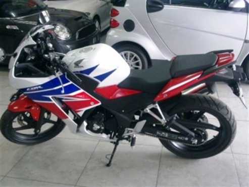 Honda CBR 300 R R1950pm , Finance Available