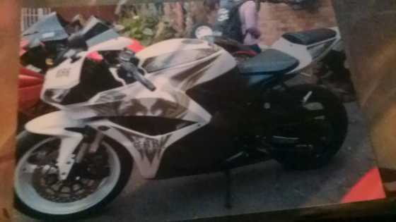 HONDA CBR 600RR