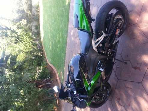 Honda CBR 600RR for sale. Price is Neg