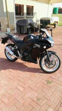 Honda CBR250R