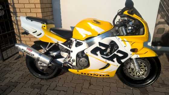 Honda CBR900RR