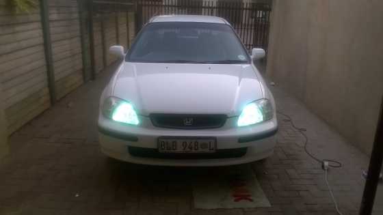 honda civic 1,6.