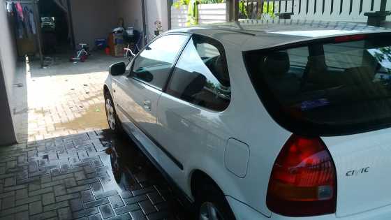 honda civic 1.6i