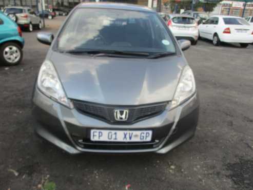 Honda jazz 2013 Model,5 Doors factory AC And CD Player