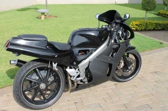 Honda VFR 400 r NC30