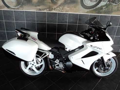 Honda VFR 800 VTEC with R1875pm ,Finance Available