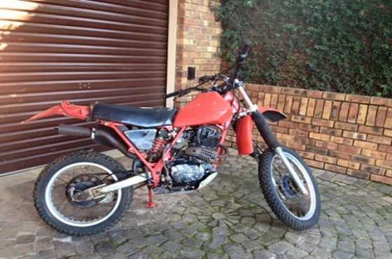 Honda XR 500 te koop.