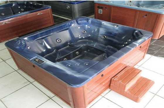 Hot tub Spa Jacuzzis For Sale all sizes ready