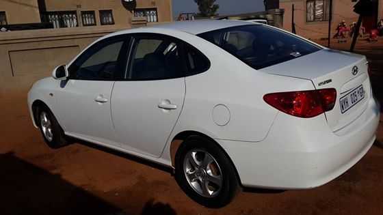 Hounding Elantra GLS 2ltr