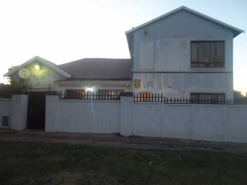 House For Sale in Turffontein